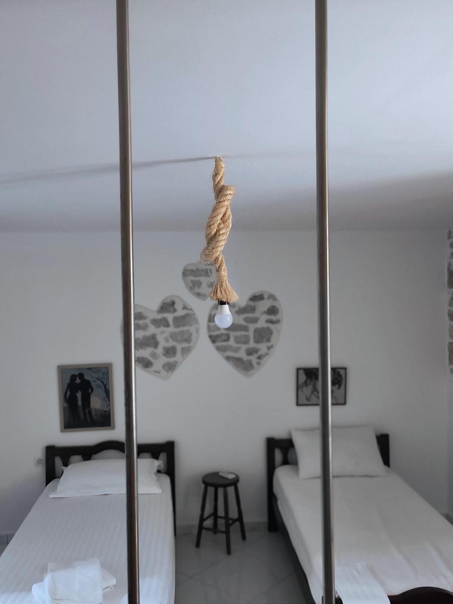 Polyxeni Apartments & Rooms Qeparo Zewnętrze zdjęcie